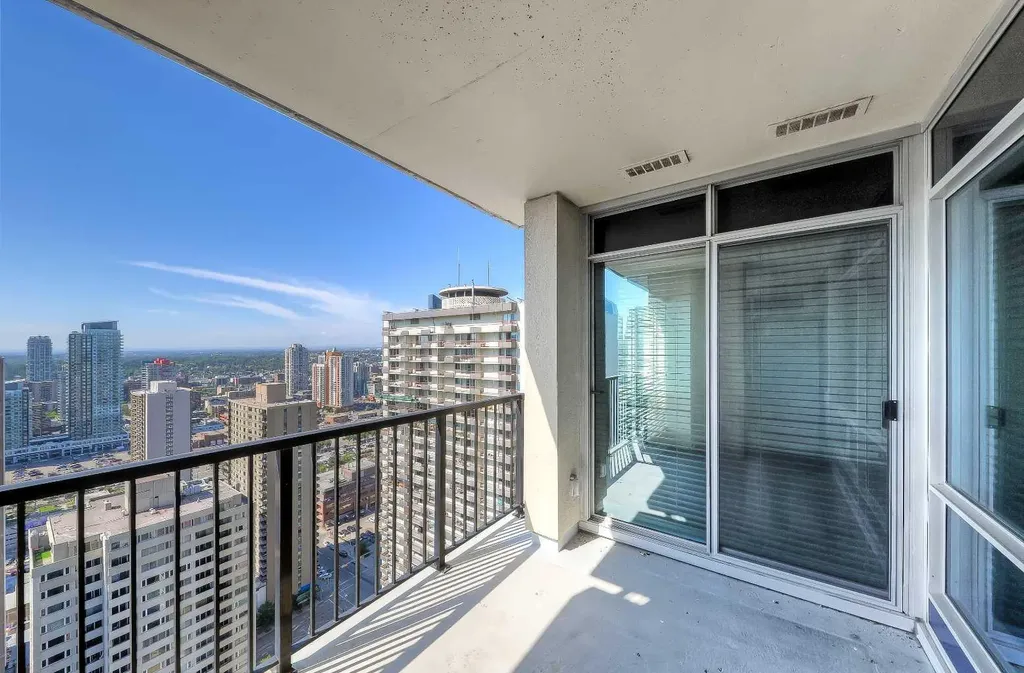 930 6 Avenue SW Calgary AB T2P 1J3