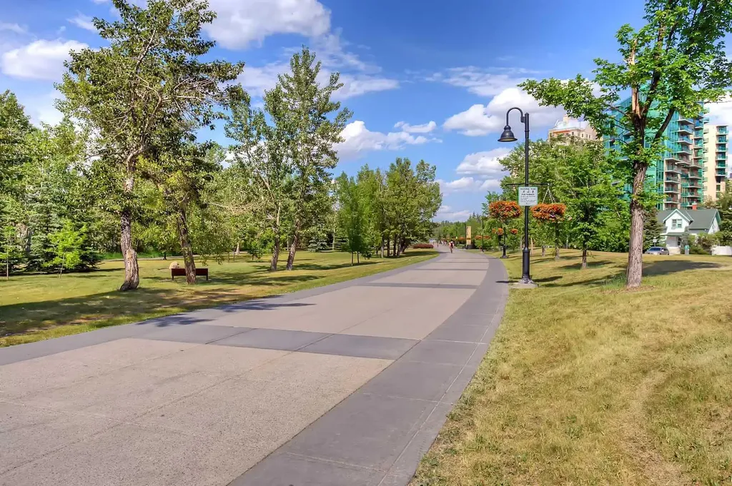 930 6 Avenue SW Calgary AB T2P 1J3