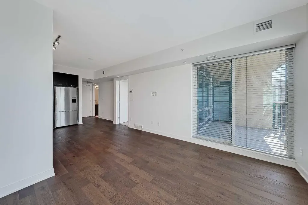 930 6 Avenue SW Calgary AB T2P 1J3