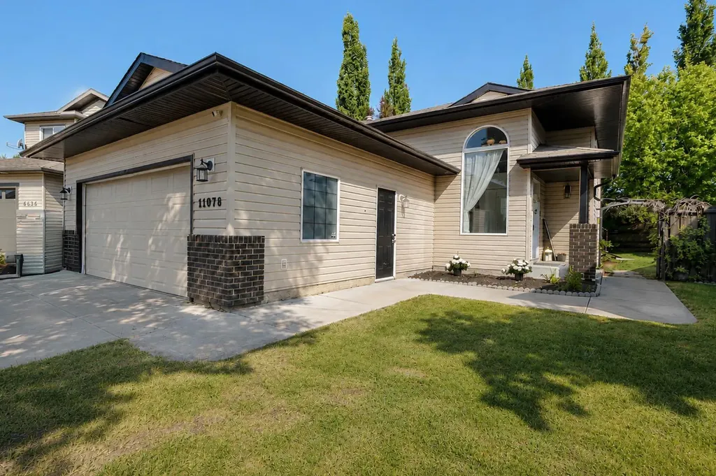 11078 67 Avenue Grande Prairie AB T8W 2Y9