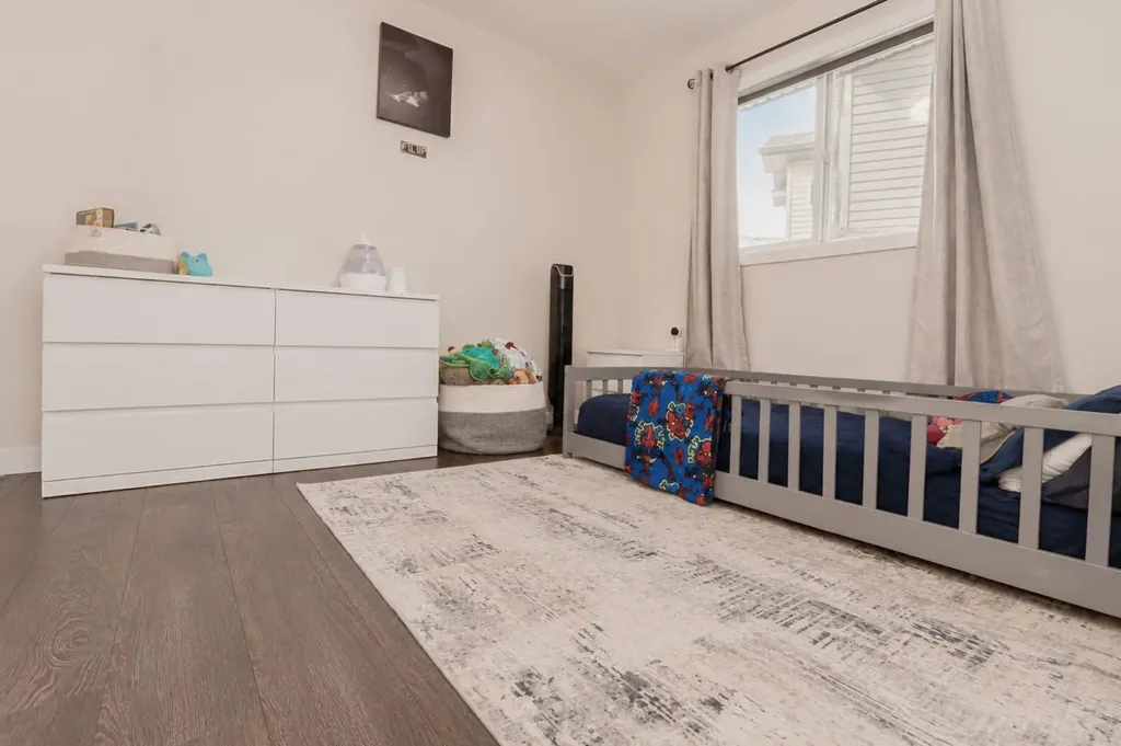 11078 67 Avenue Grande Prairie AB T8W 2Y9