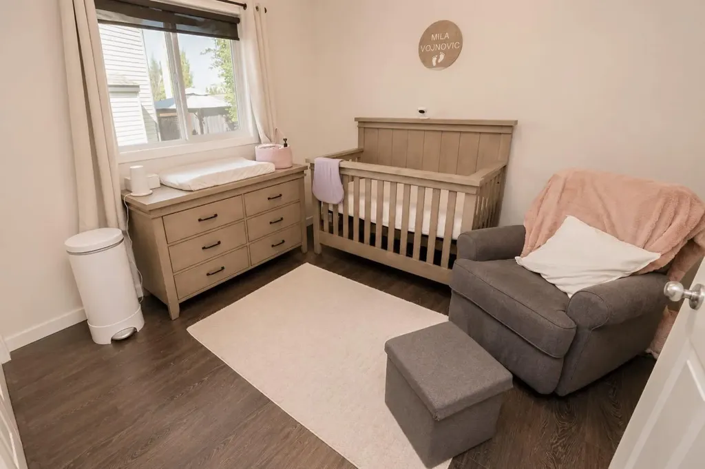 11078 67 Avenue Grande Prairie AB T8W 2Y9