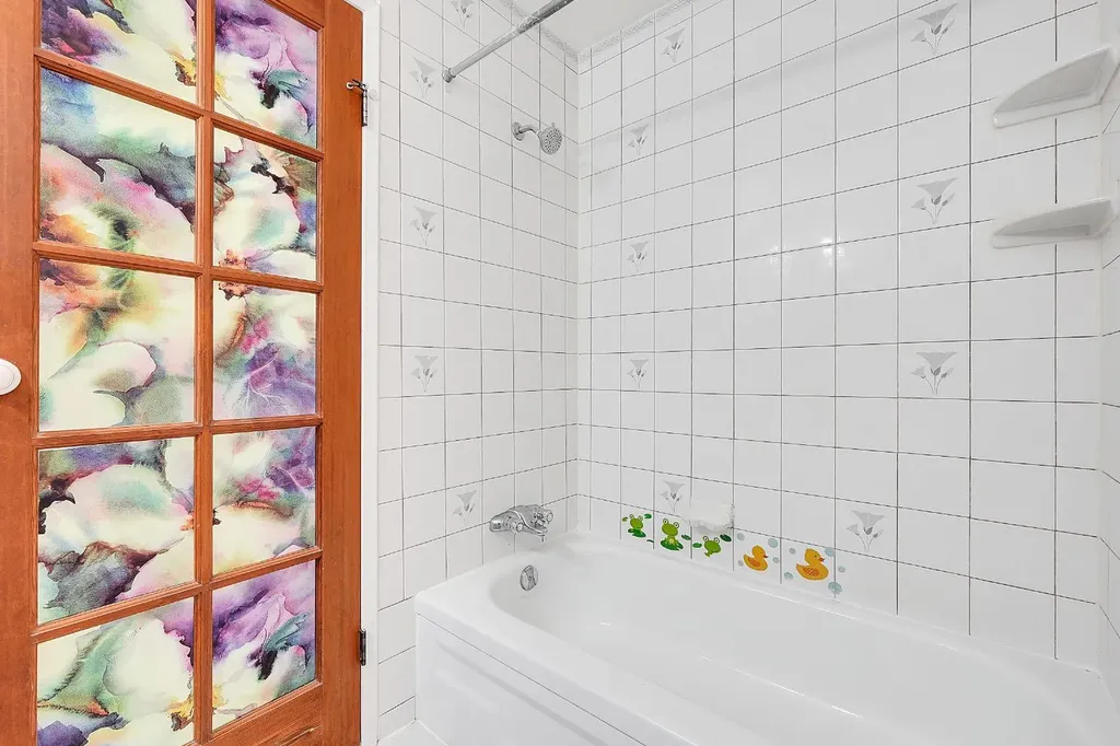 3614 39 Street NE Calgary AB T1Y 5H6