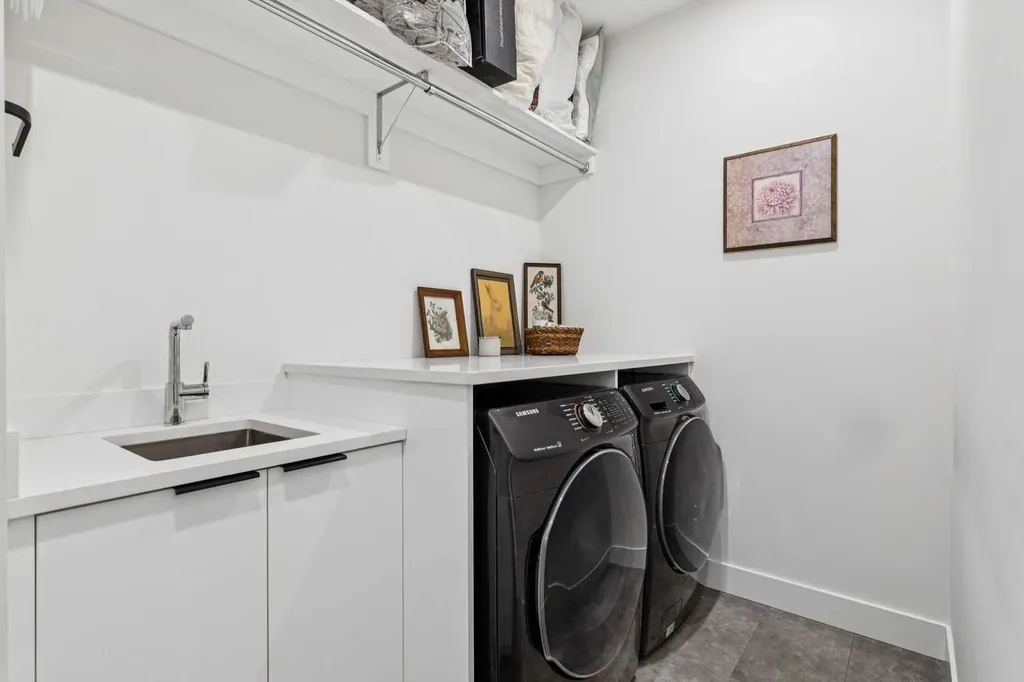 2435 29 Avenue SW Calgary AB T2T 1P1
