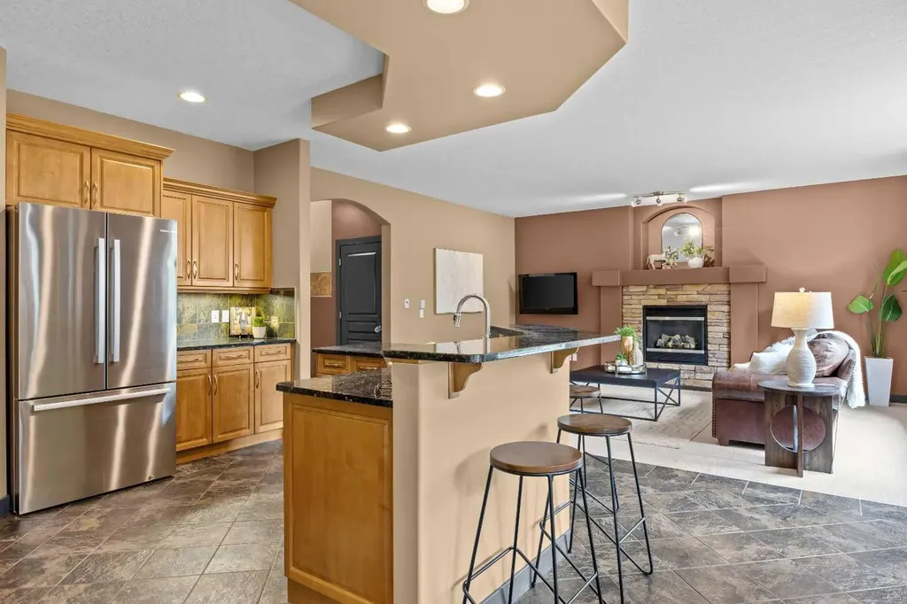 139 Tuscany Ridge Close NW Calgary AB T3L 2K6
