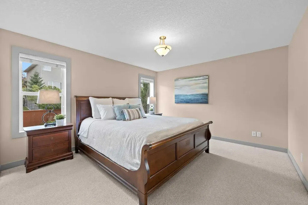 139 Tuscany Ridge Close NW Calgary AB T3L 2K6