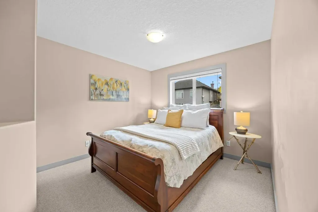 139 Tuscany Ridge Close NW Calgary AB T3L 2K6