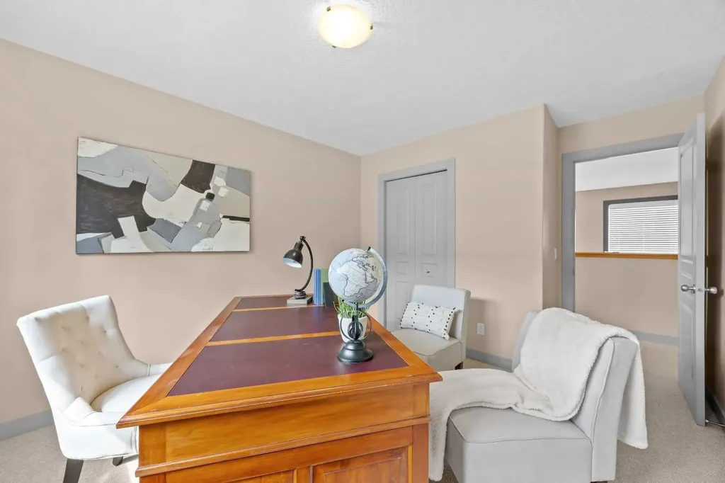 139 Tuscany Ridge Close NW Calgary AB T3L 2K6