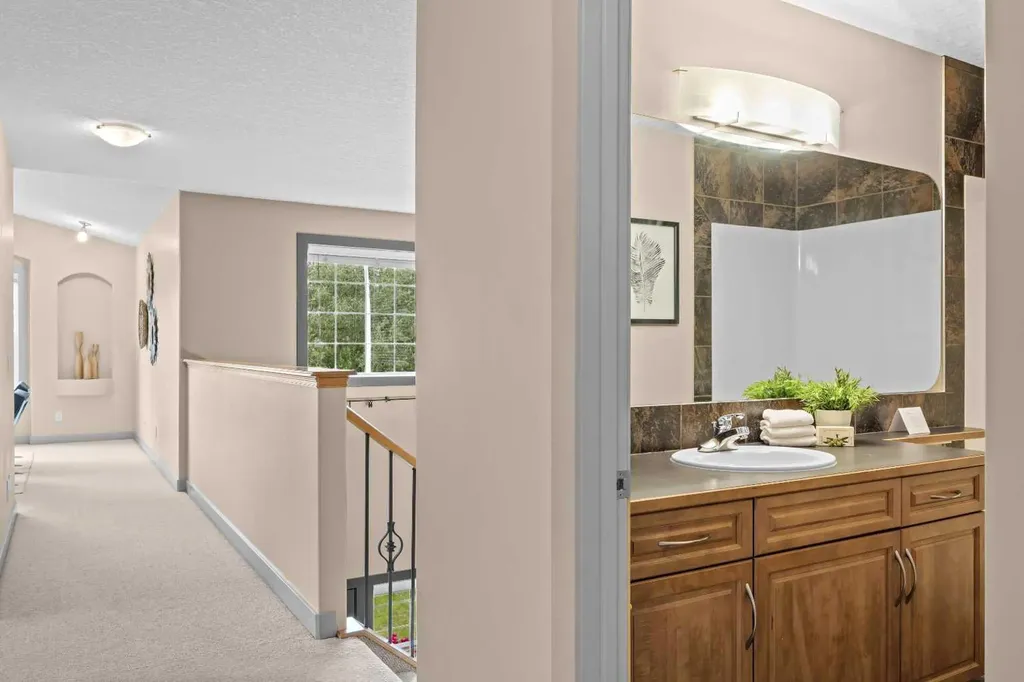 139 Tuscany Ridge Close NW Calgary AB T3L 2K6
