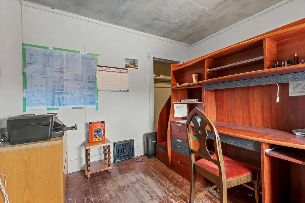 221 Main Street Trochu AB T0M2C0