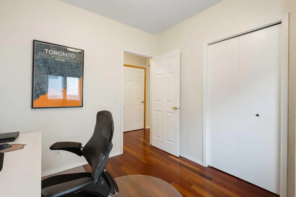 136 Harvest Hills Drive NE Calgary AB T3K3Y1