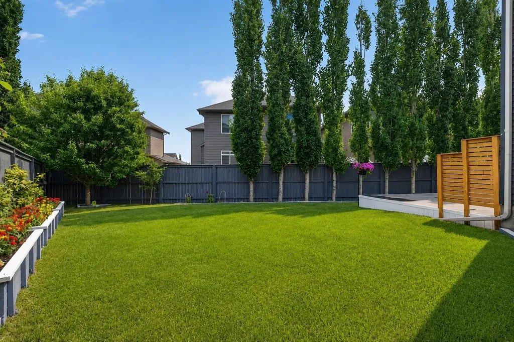 108 Kinniburgh Close Chestermere AB T1X 0R8