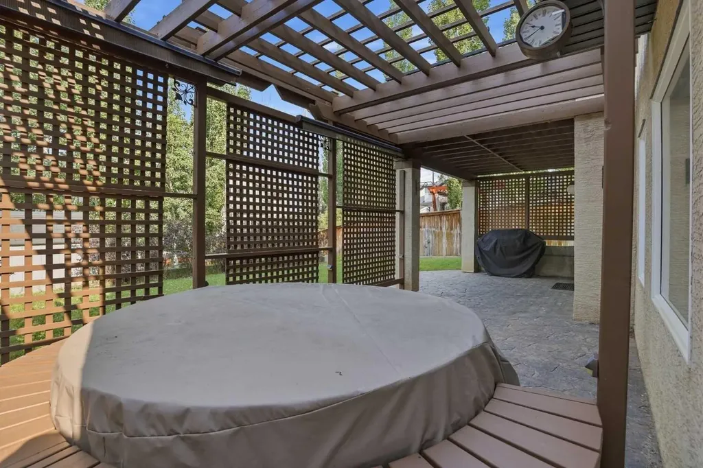 133 Aspen Stone Road SW Calgary AB T3H 5Y7