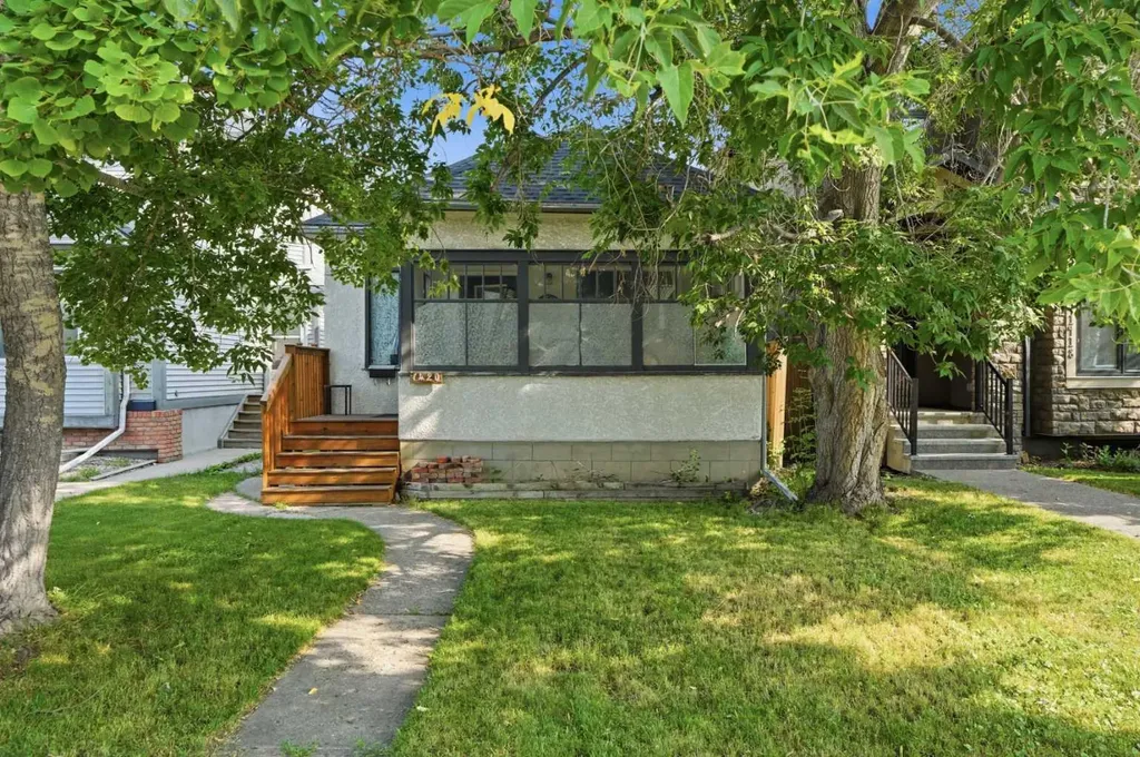 1420 18 Avenue NW Calgary AB T2M 0W6