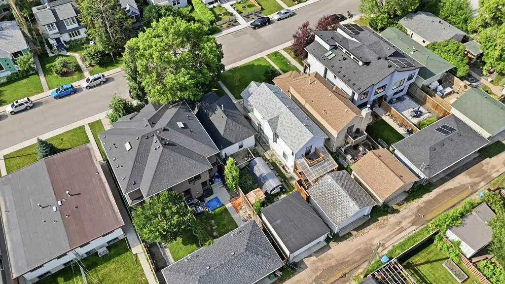 1420 18 Avenue NW Calgary AB T2M 0W6