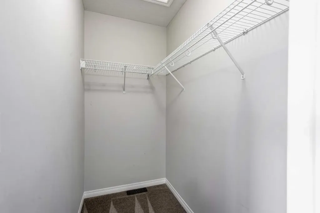 127 Prestwick Villas SE Calgary AB T2Z3S4