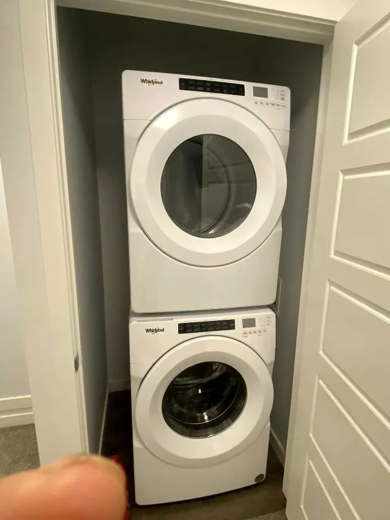 75 Evanscrest Common NW Calgary AB T3P 2A3