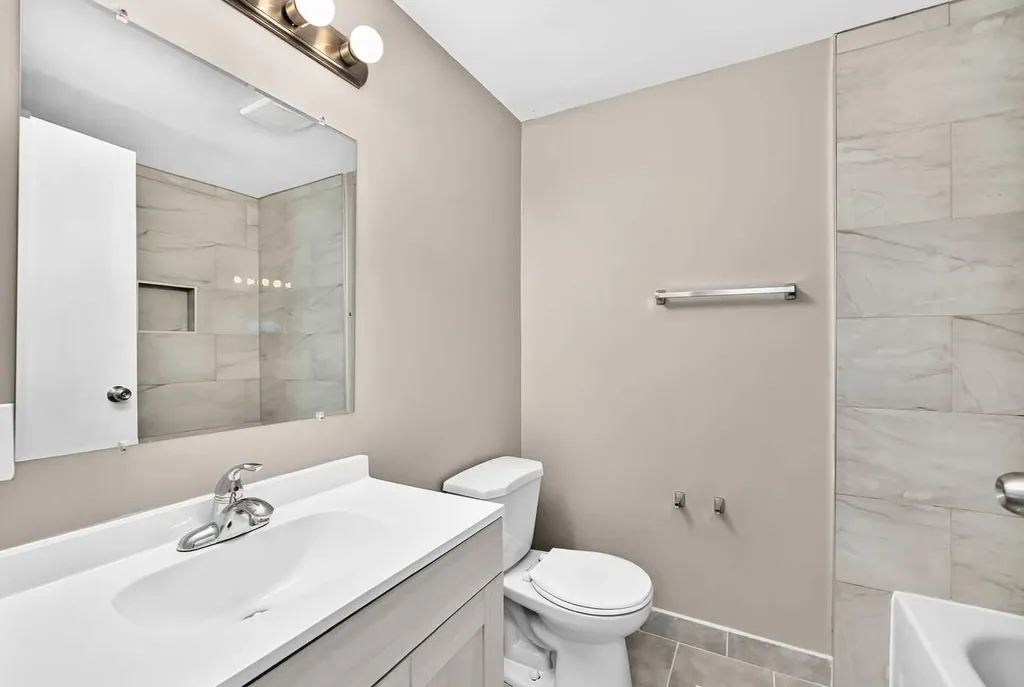 96 Erin Woods Boulevard SE Calgary AB t2b 2r1