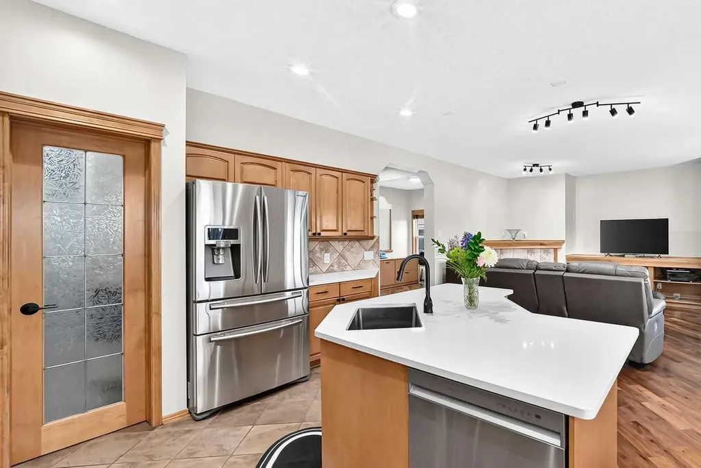 145 Panamount Place NW Calgary AB T3K5Y5