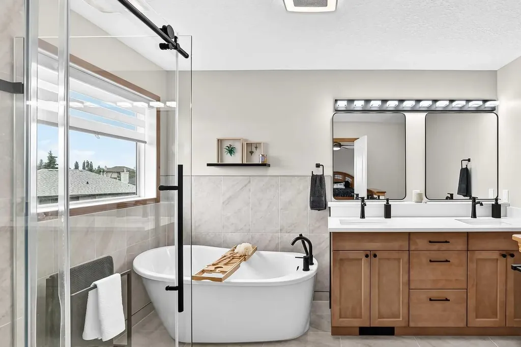 145 Panamount Place NW Calgary AB T3K5Y5