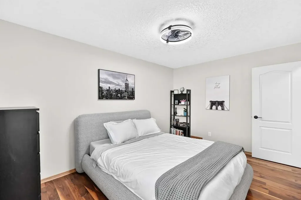 145 Panamount Place NW Calgary AB T3K5Y5