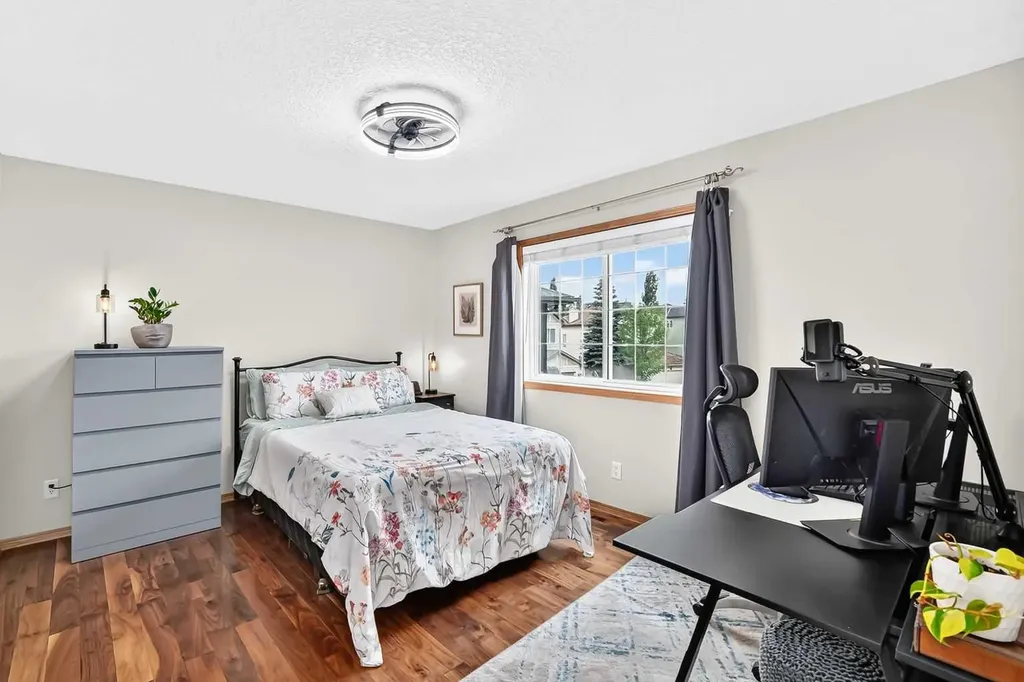 145 Panamount Place NW Calgary AB T3K5Y5