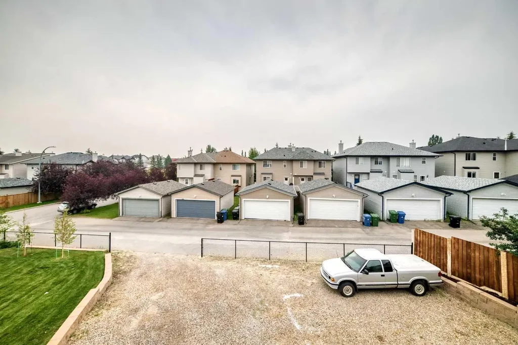 145 Panamount Place NW Calgary AB T3K5Y5