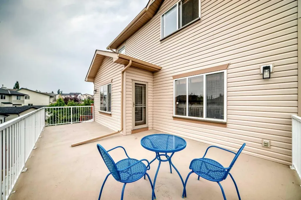 145 Panamount Place NW Calgary AB T3K5Y5