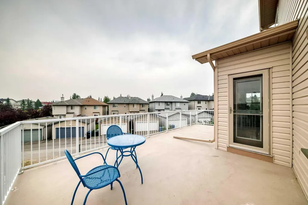 145 Panamount Place NW Calgary AB T3K5Y5
