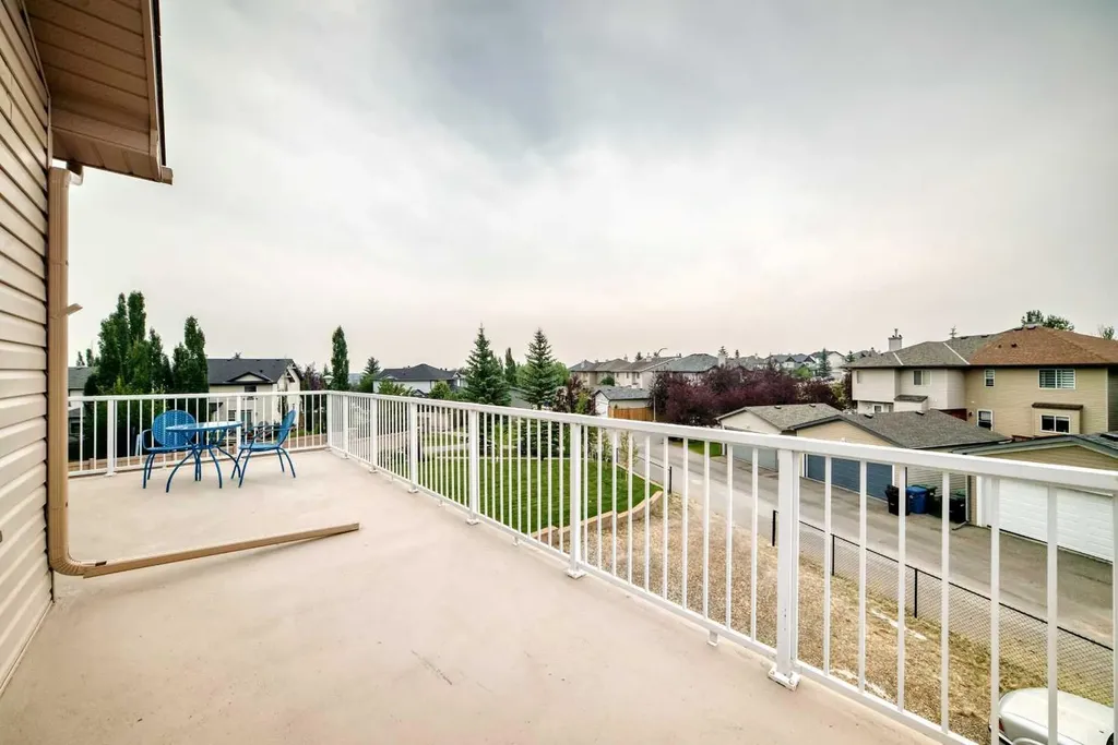 145 Panamount Place NW Calgary AB T3K5Y5
