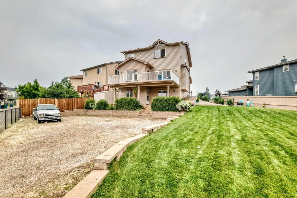 145 Panamount Place NW Calgary AB T3K5Y5