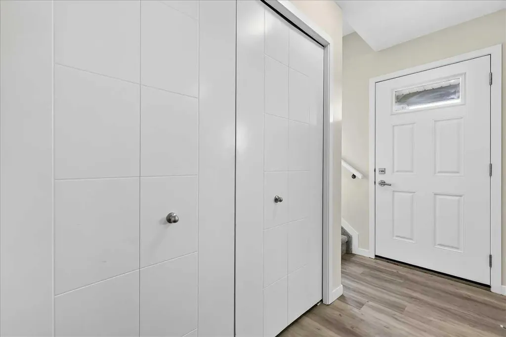 435 South Point Lane SW Airdrie AB T4B 5G8