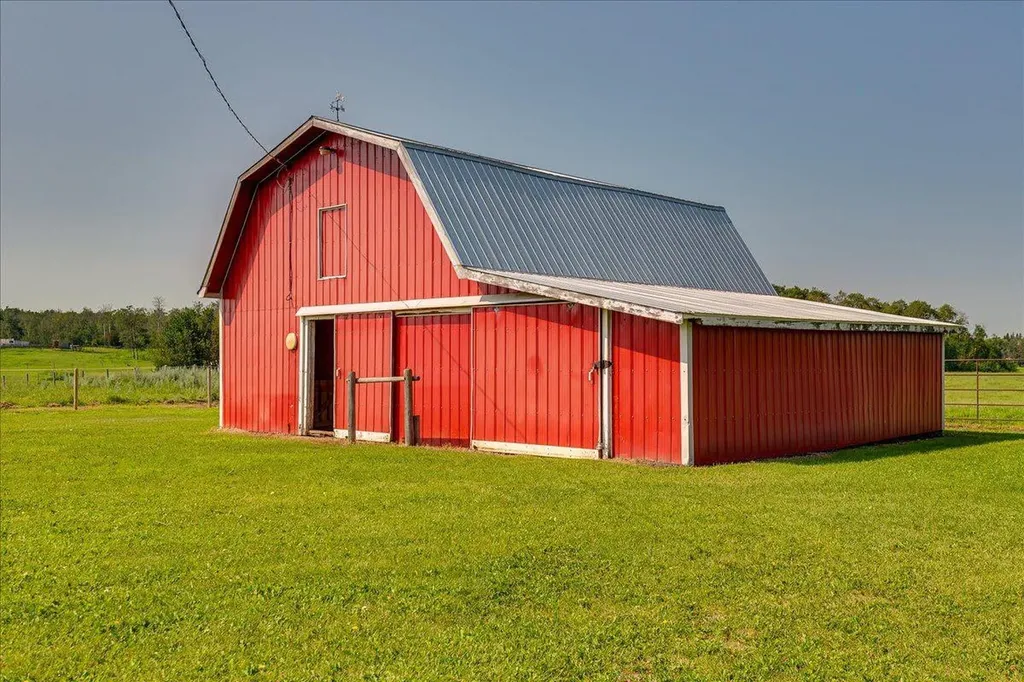 430030 Range Road 242a Rural Ponoka County AB T4J 1R1
