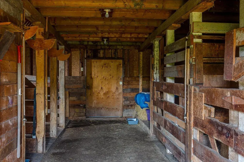 430030 Range Road 242a Rural Ponoka County AB T4J 1R1