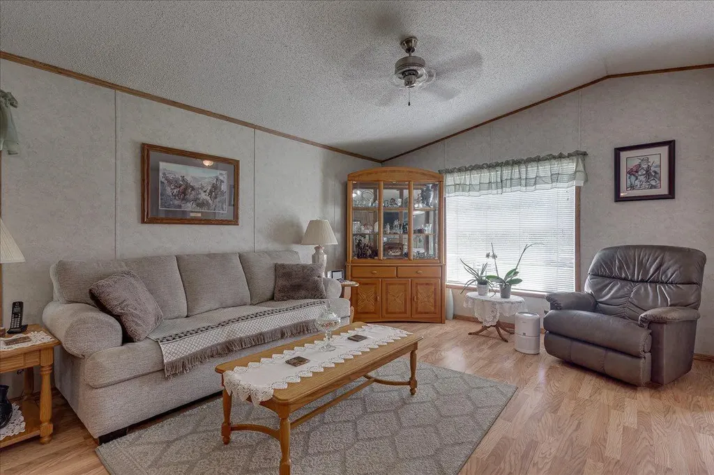 430030 Range Road 242a Rural Ponoka County AB T4J 1R1