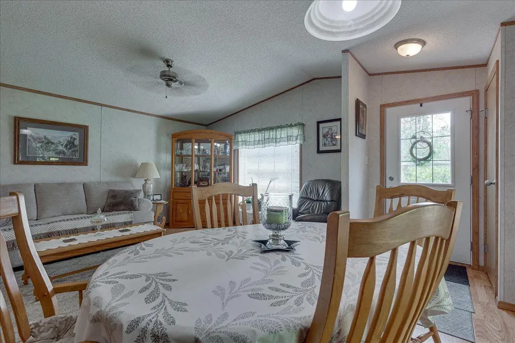 430030 Range Road 242a Rural Ponoka County AB T4J 1R1