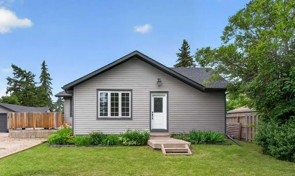 5202 57 Avenue Olds AB T4H1J3