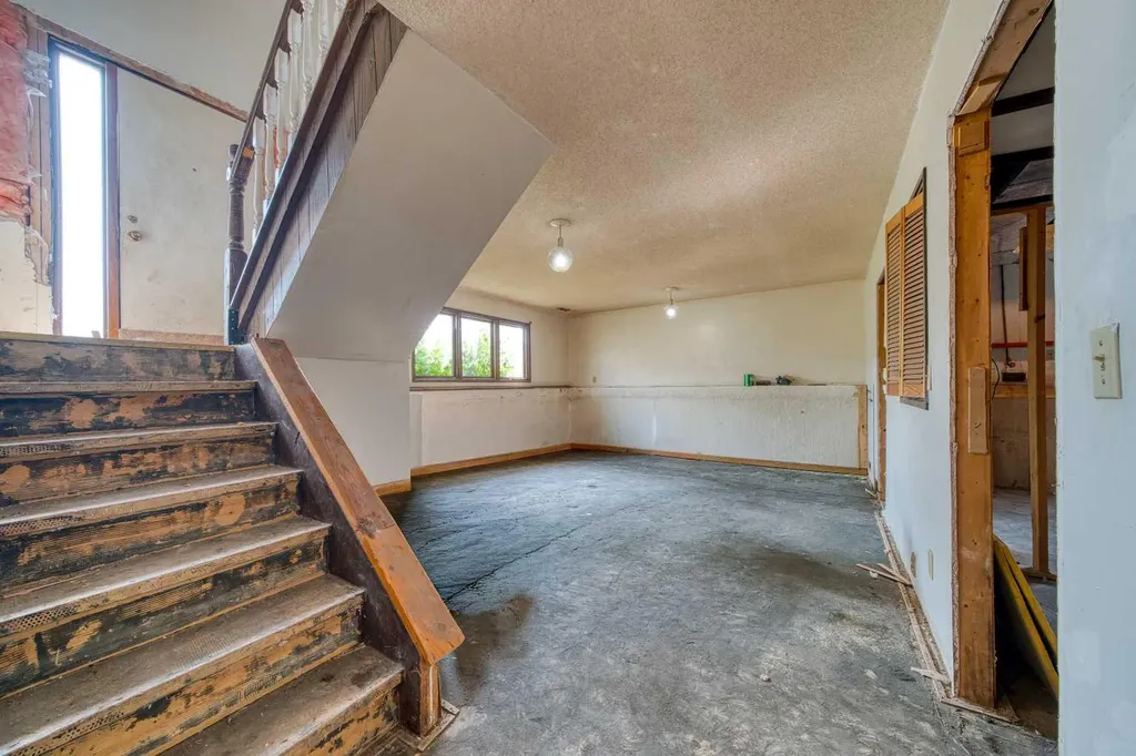 1726 Saskatchewan Street Crossfield AB T0M 0S0