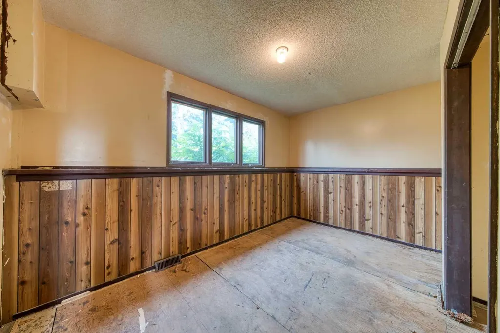 1726 Saskatchewan Street Crossfield AB T0M 0S0