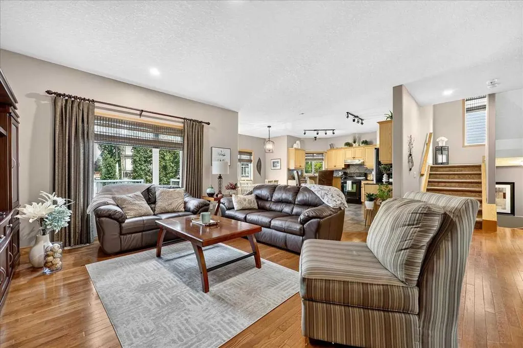 1418 Kings Heights Boulevard SE Airdrie AB T4A 0A1