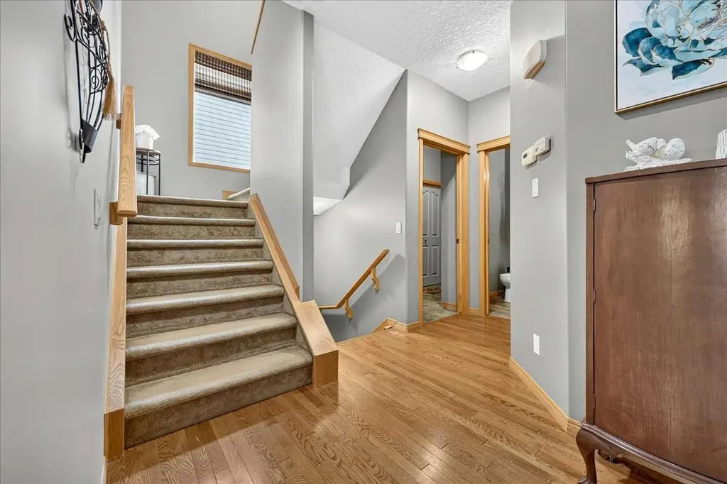 1418 Kings Heights Boulevard SE Airdrie AB T4A 0A1