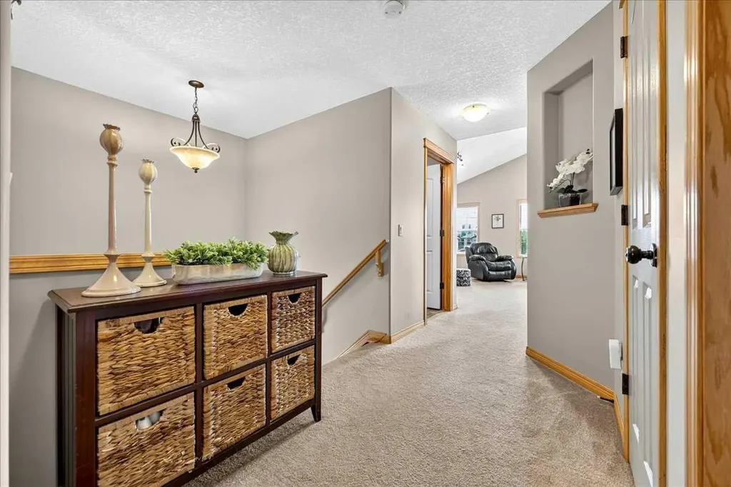 1418 Kings Heights Boulevard SE Airdrie AB T4A 0A1