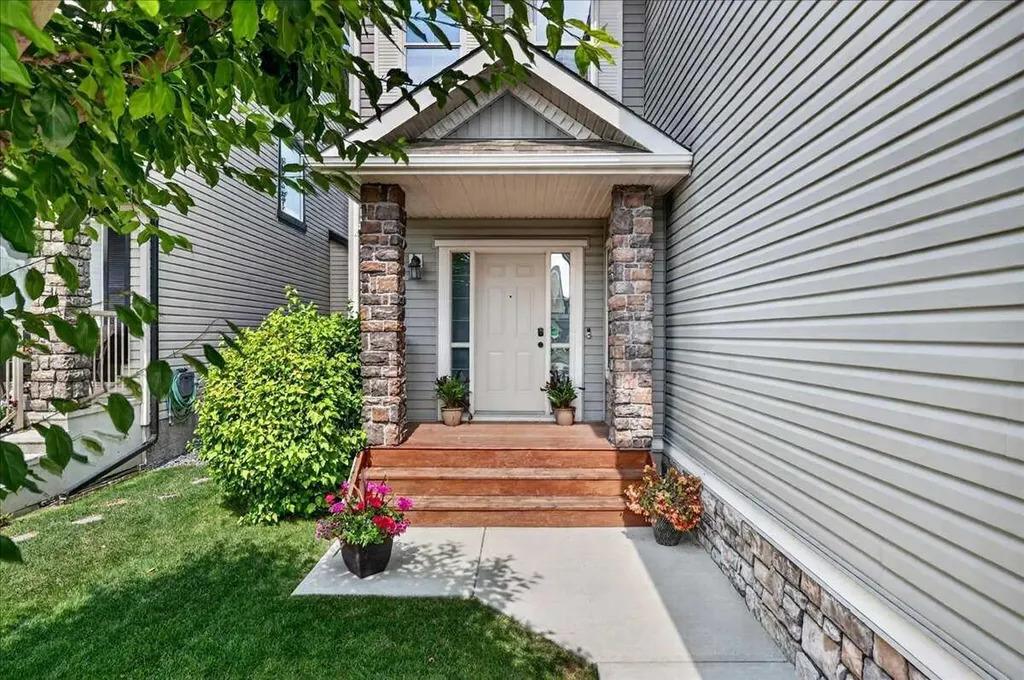 1418 Kings Heights Boulevard SE Airdrie AB T4A 0A1
