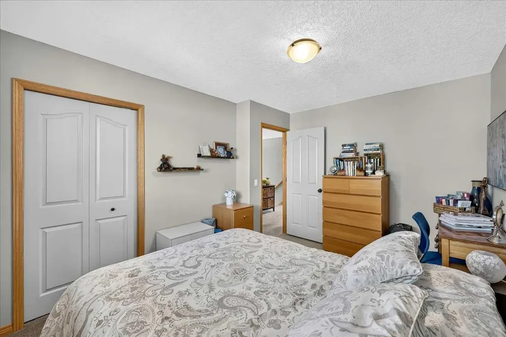 1418 Kings Heights Boulevard SE Airdrie AB T4A 0A1