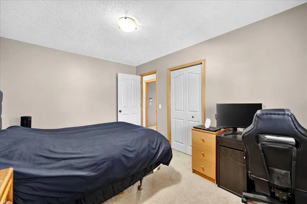 1418 Kings Heights Boulevard SE Airdrie AB T4A 0A1