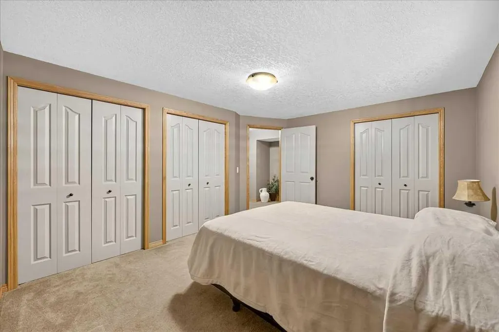 1418 Kings Heights Boulevard SE Airdrie AB T4A 0A1