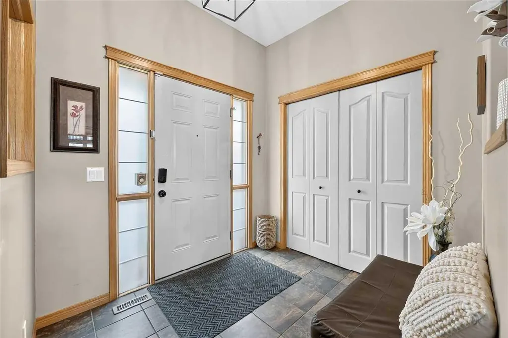 1418 Kings Heights Boulevard SE Airdrie AB T4A 0A1
