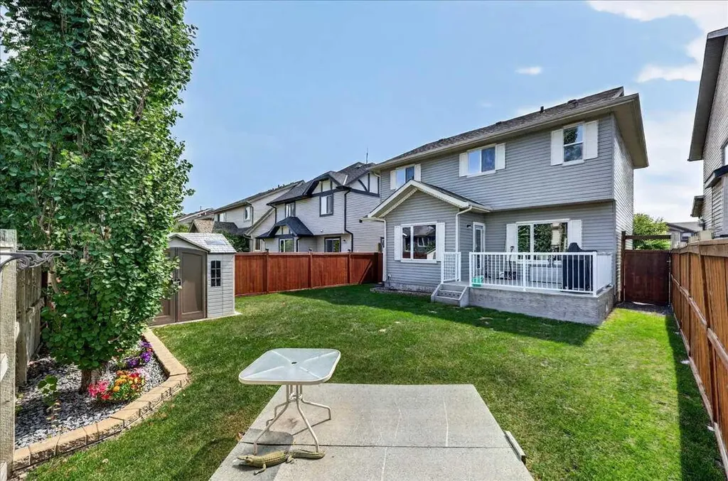 1418 Kings Heights Boulevard SE Airdrie AB T4A 0A1