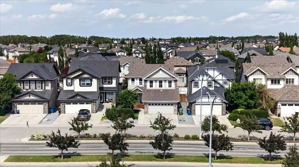 1418 Kings Heights Boulevard SE Airdrie AB T4A 0A1