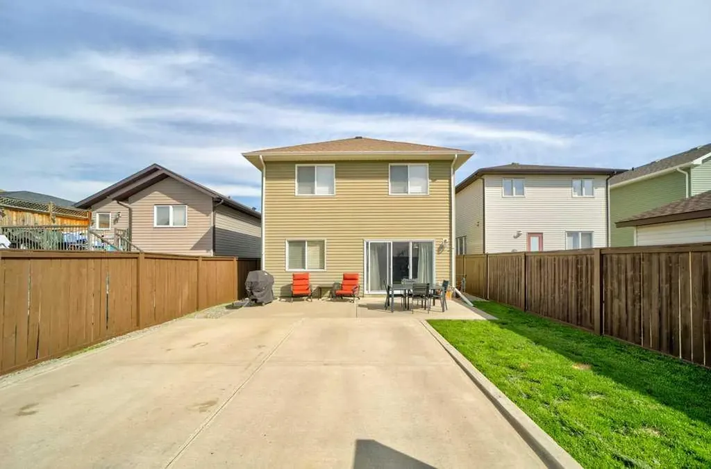 82 Keystone Terrace W Lethbridge AB T1J 2A1